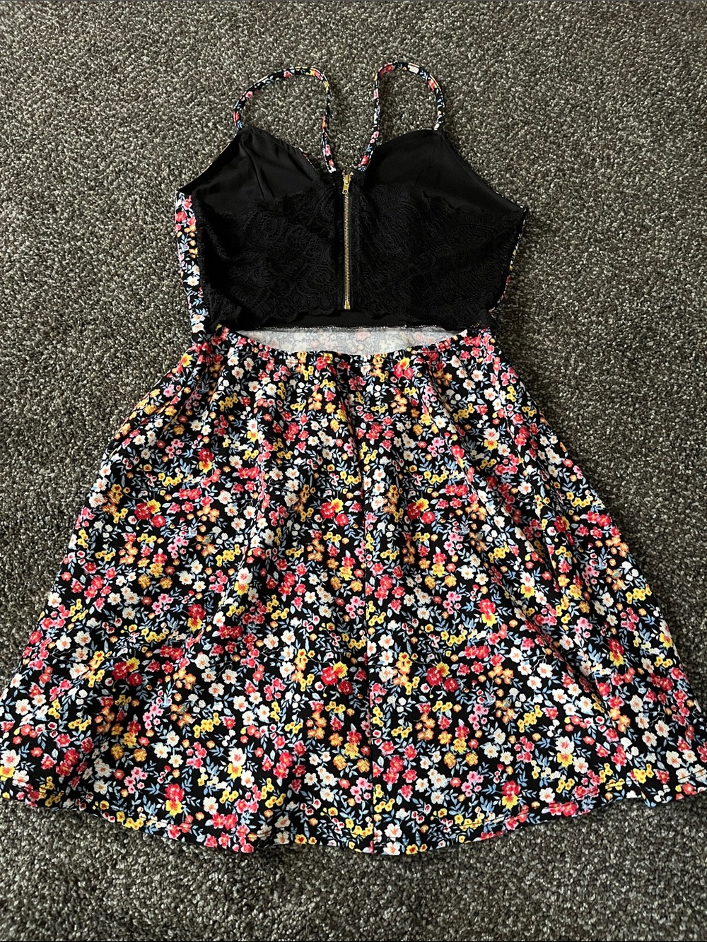 Women’s summer dress size M